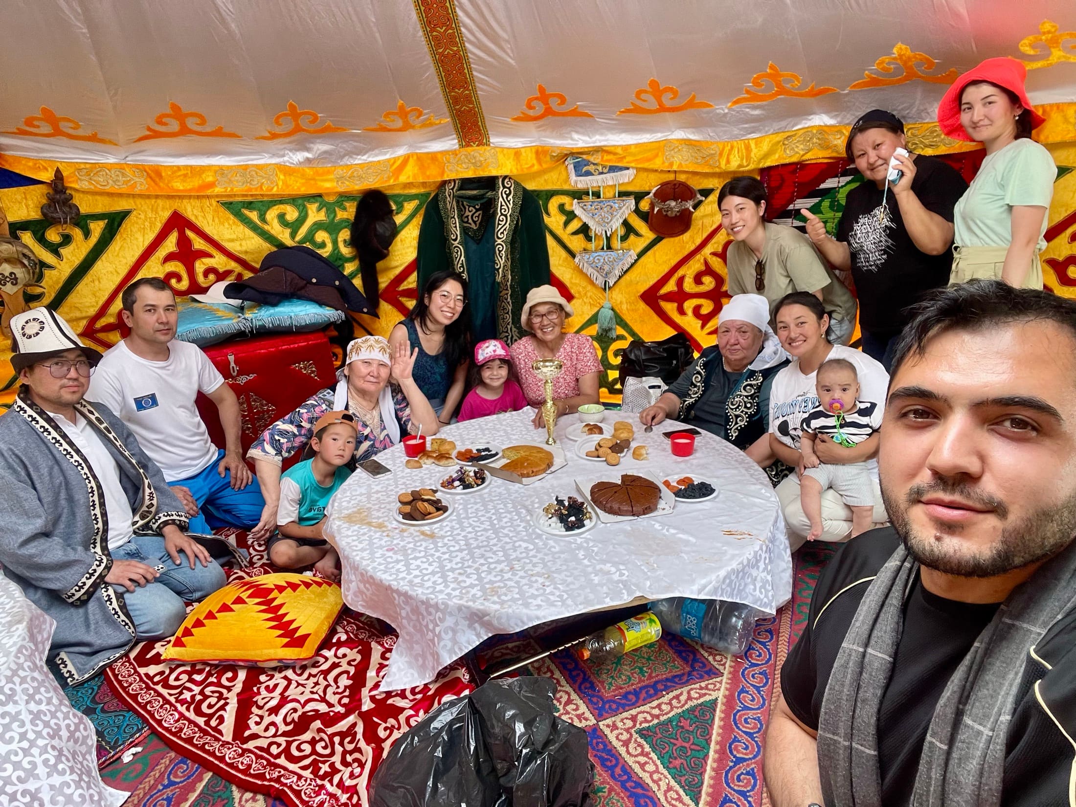 Family table · Steppe